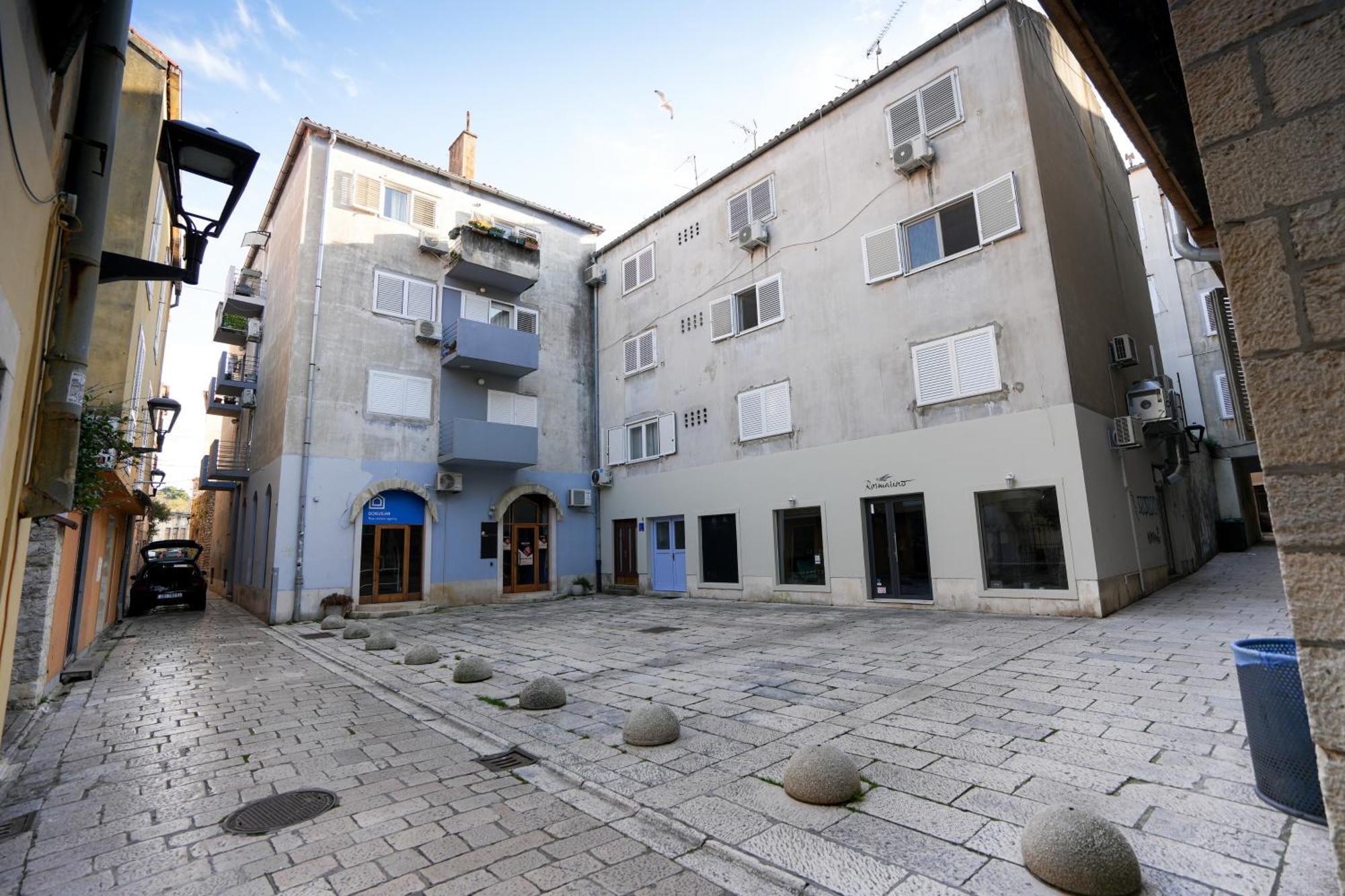 Apartment Kaya Prime Location In Old Town 자다르 외부 사진