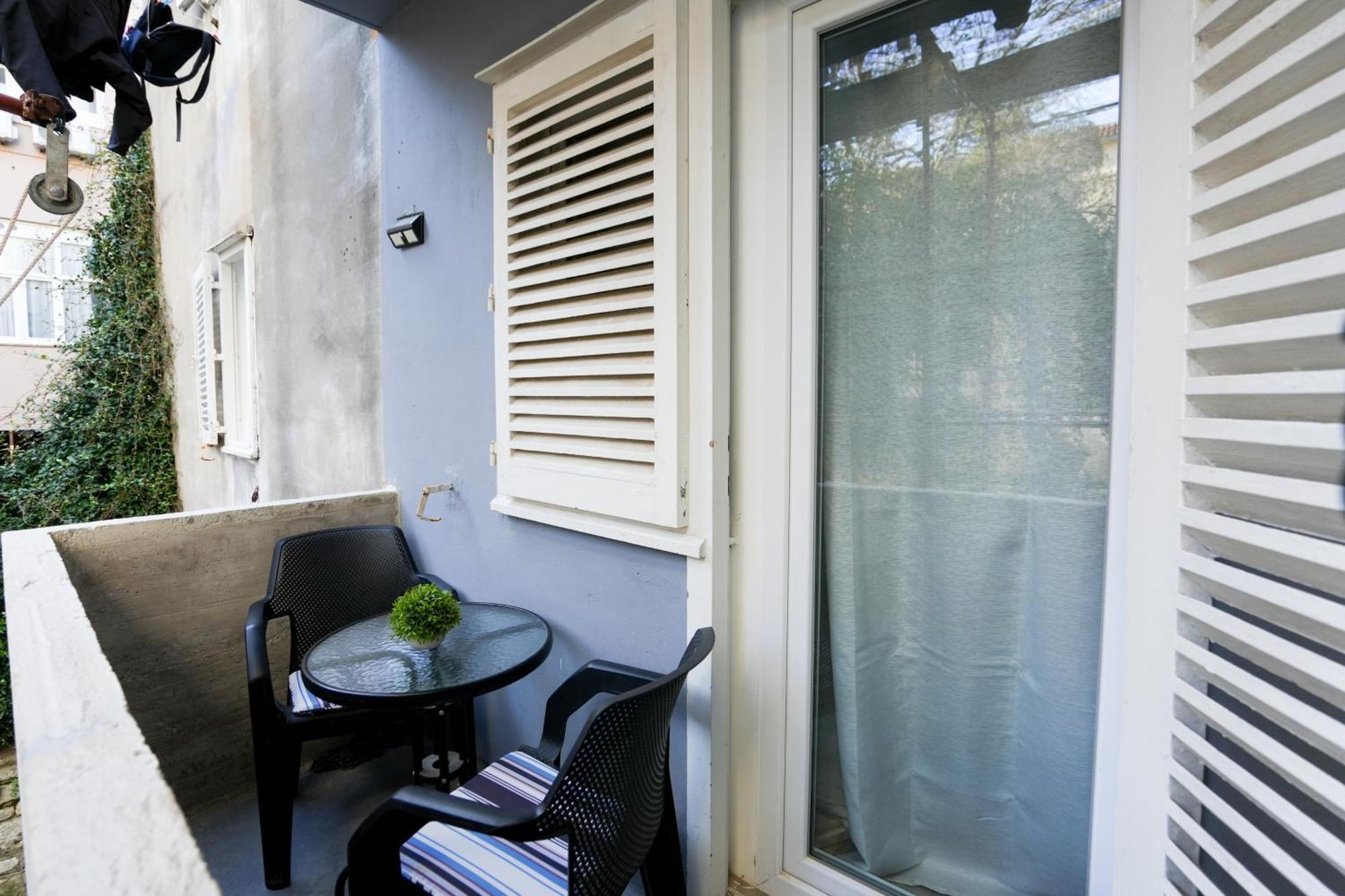 Apartment Kaya Prime Location In Old Town 자다르 외부 사진